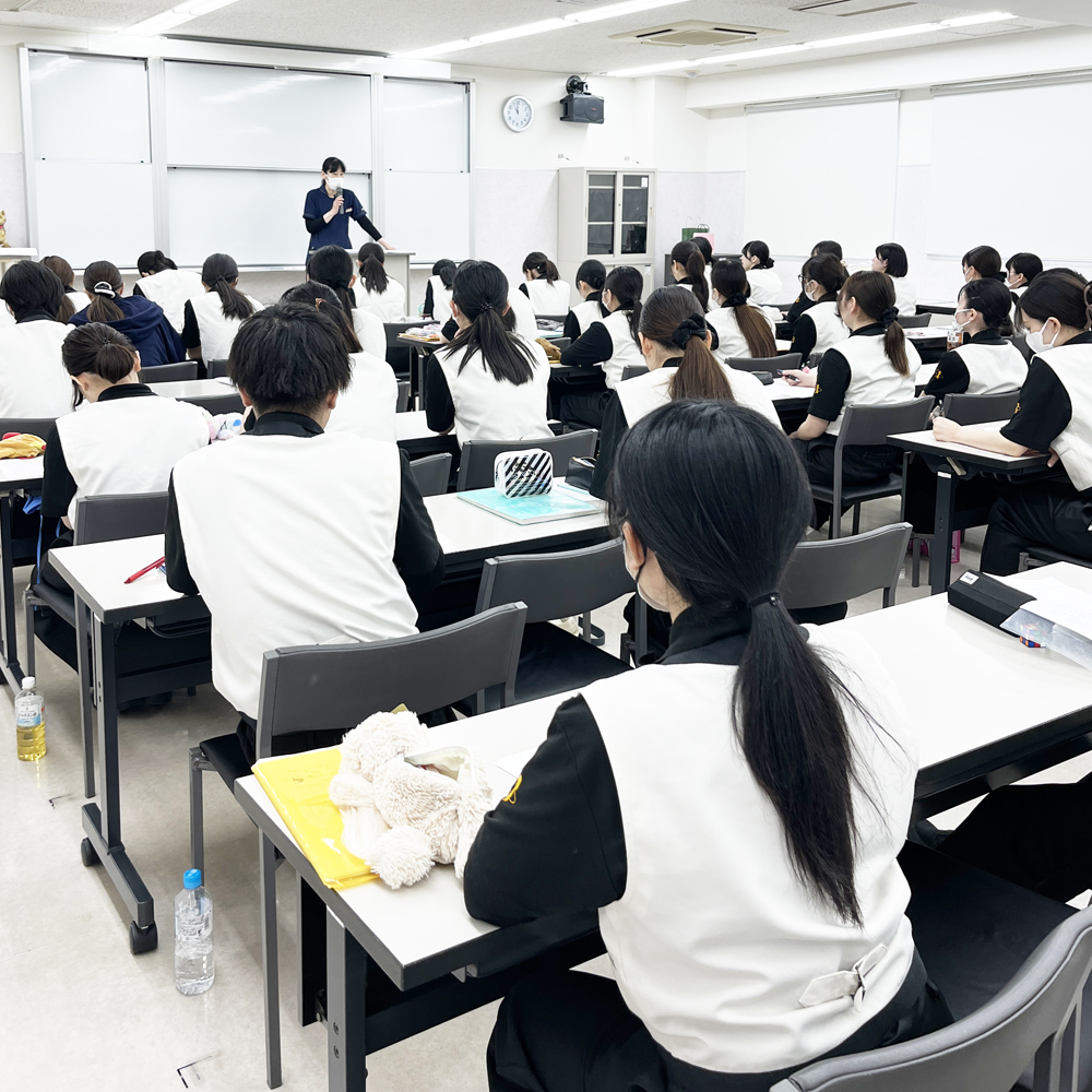 １年生と２年生それぞれの講義